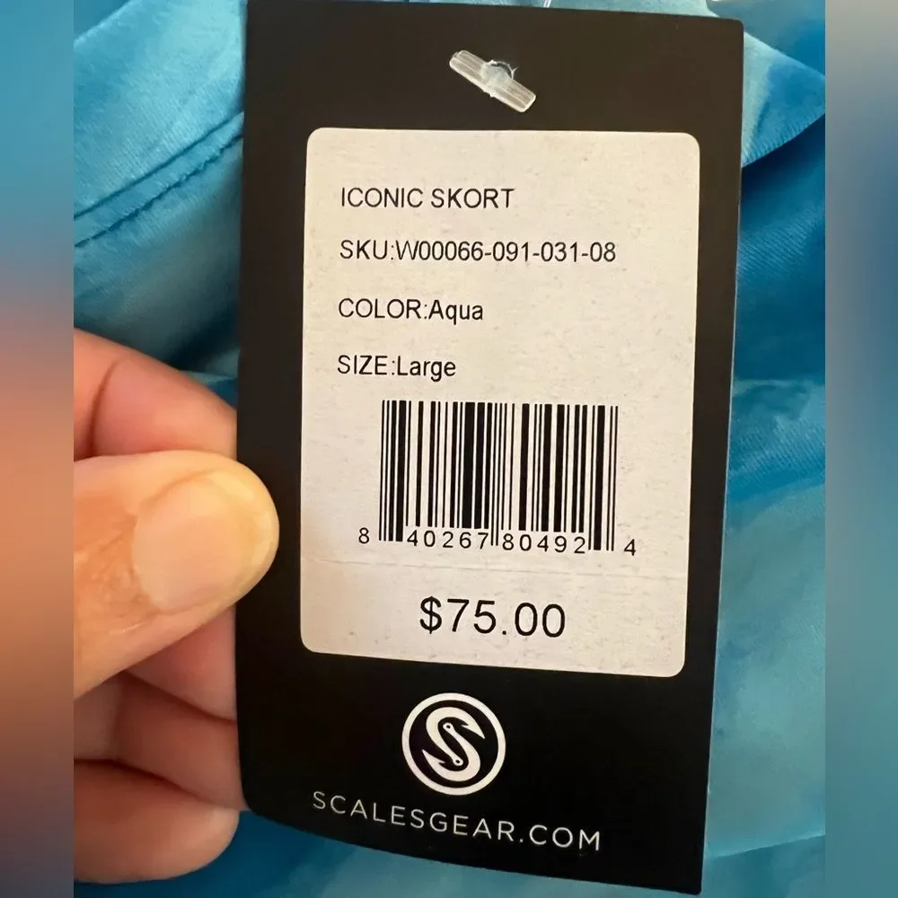 NWT Scales Blue Marble Women's Iconic Skort/Skirt Color Aqua Size Large Athletic